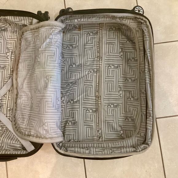 iFLY Carbon Racing Hard Side Carry-On Luggage - Picture 5 of 14